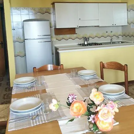 Aparthotel La Portella 3*
